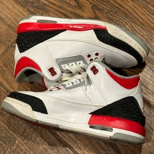 Jordan 3 retro size 5y